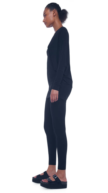 Norma Kamali V NECK DOLMAN TOP
