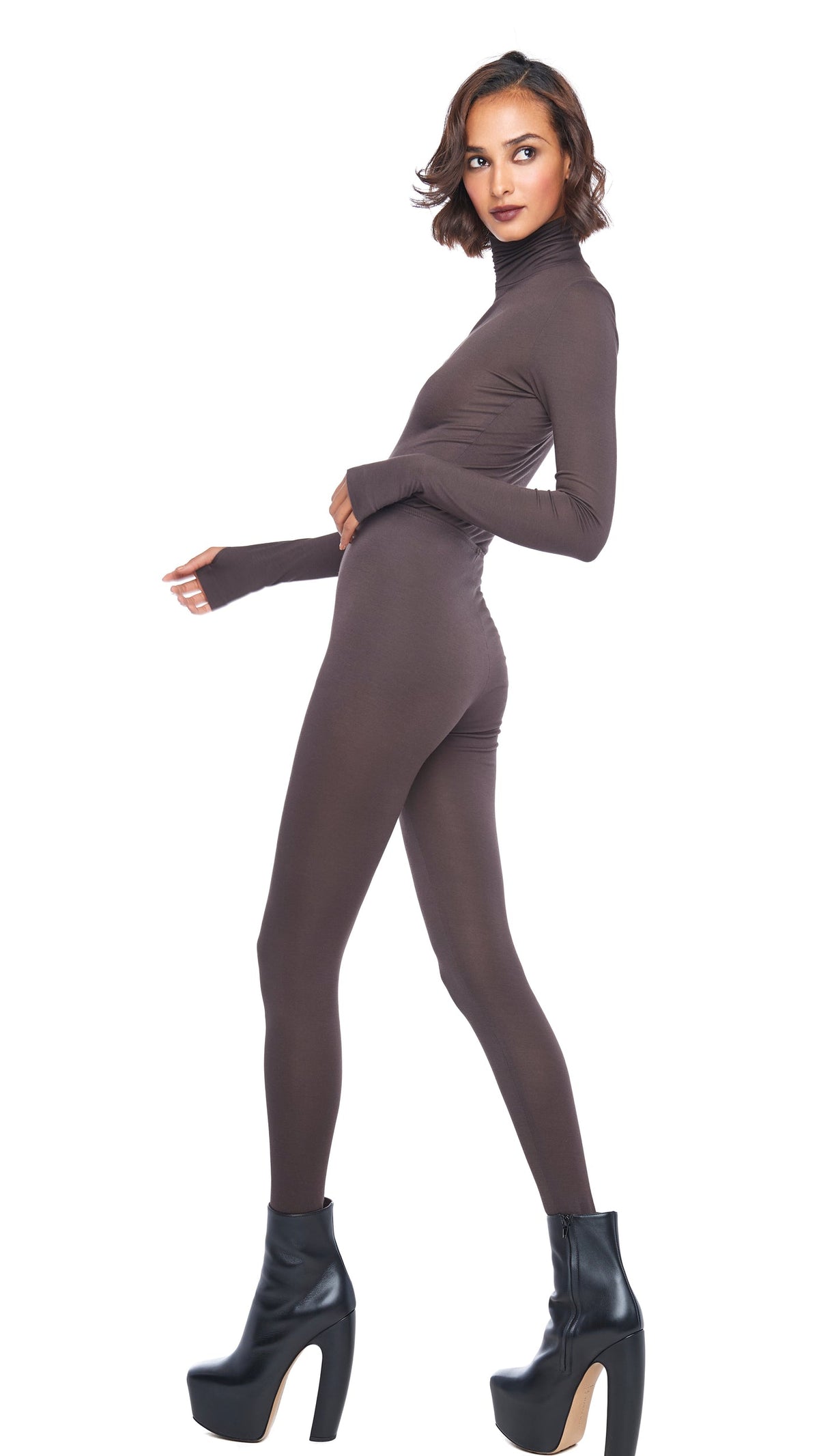 Norma Kamali SLIM FIT LONG SLEEVE TURTLE TOP
