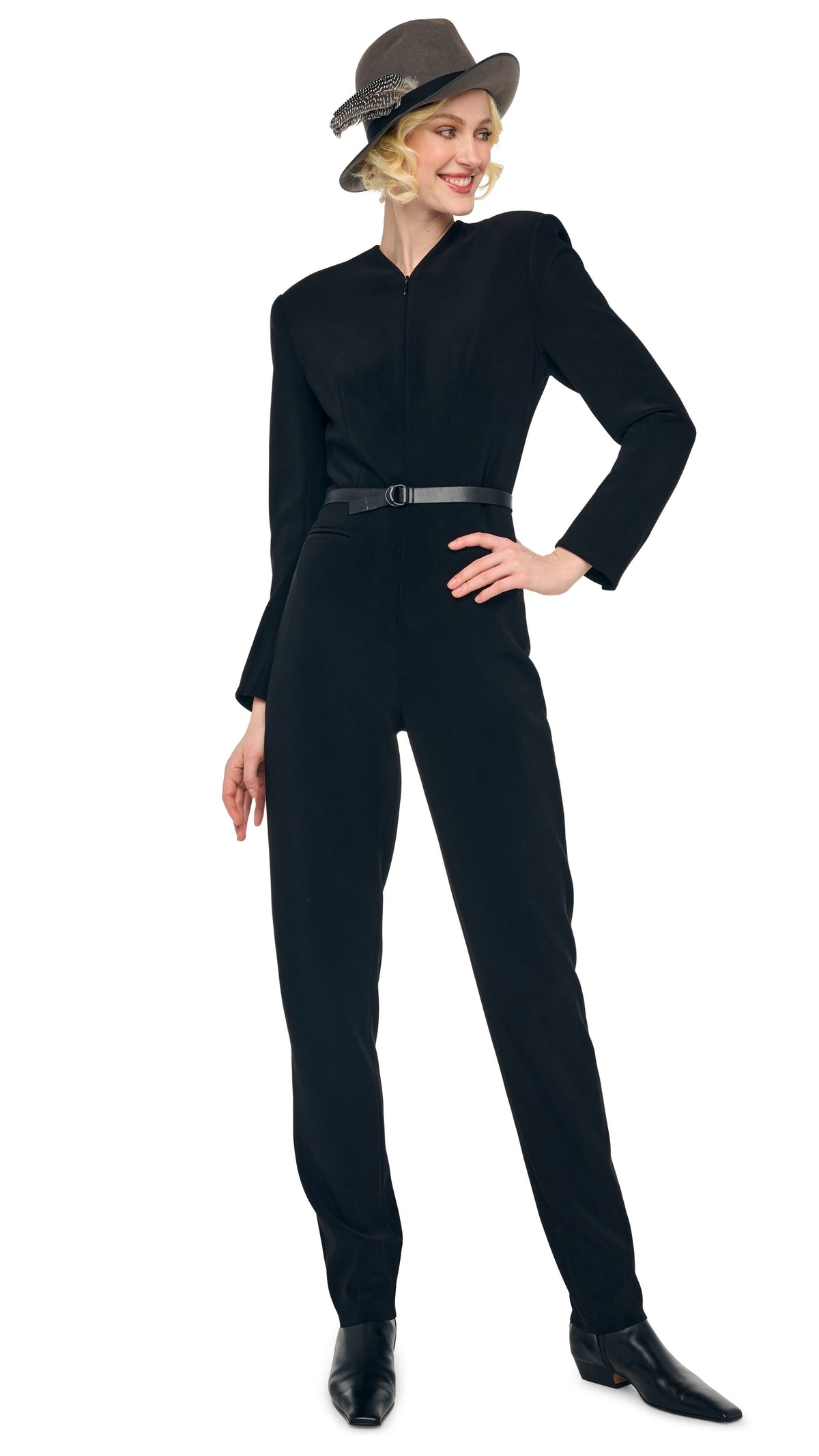 Norma Kamali LS V NECK ZIP FRONT TAPERED JUMPSUIT