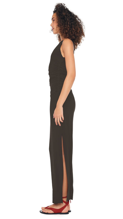 Norma Kamali SLEEVELESS SHIRRED WAIST GOWN