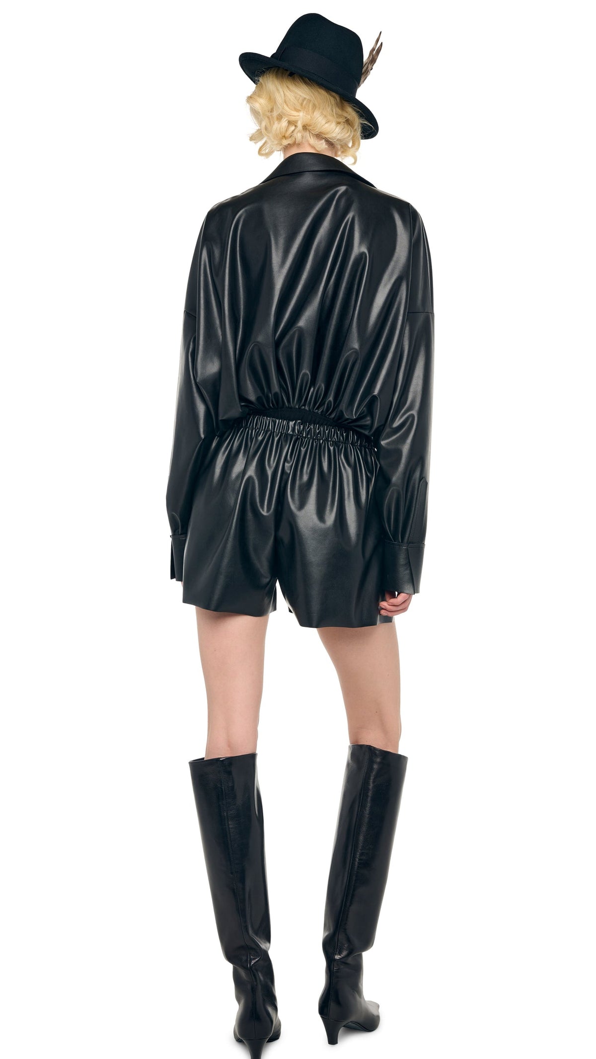 Norma Kamali MENS PLEAT SHORT