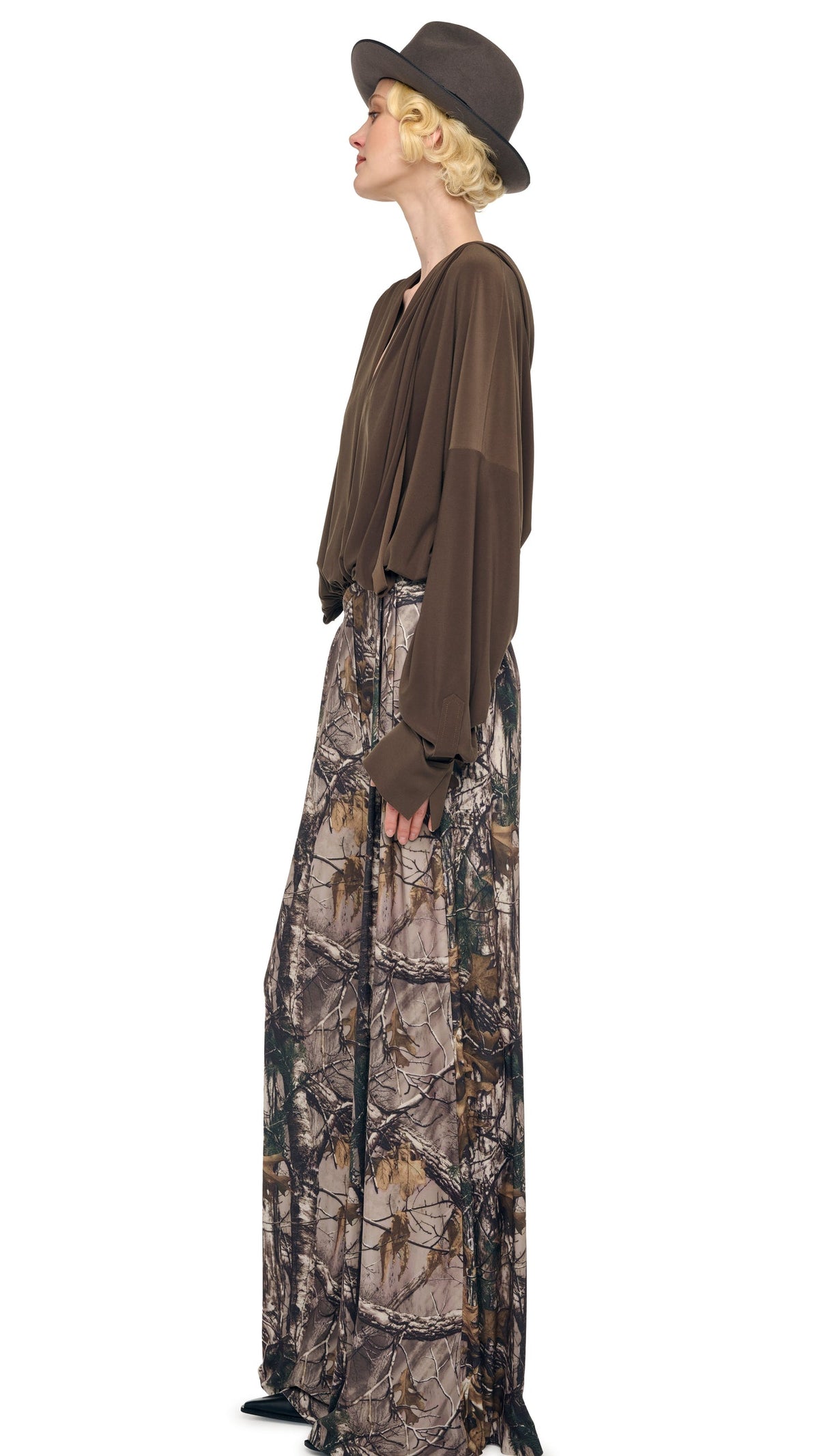Norma Kamali HOODED SUPER OS BF NK SHIRT BODYSUIT